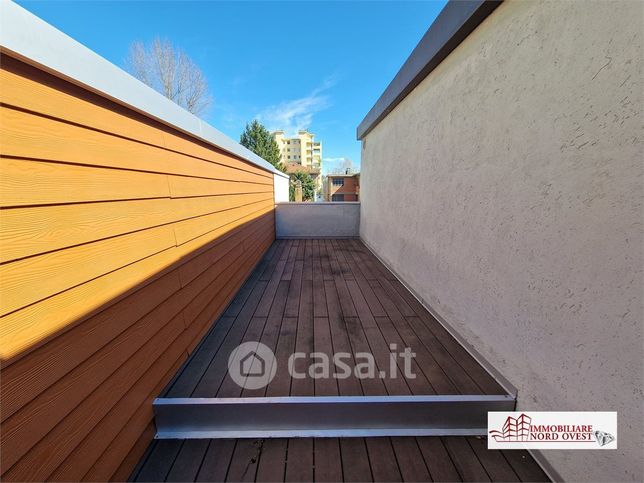 Ufficio in commerciale in Via Privata Cormons