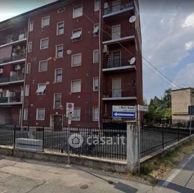 Appartamento in residenziale in Via Mario Greppi 13