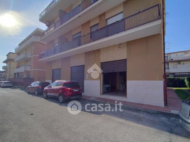 Box/posto auto in residenziale in Via Salvo D'Acquisto