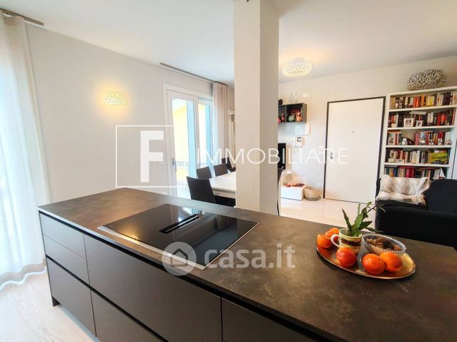Appartamento in residenziale in Piazza Alessandro Manzoni