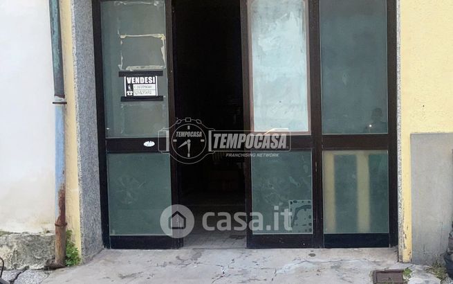 Capannone in commerciale in Via Pescheria