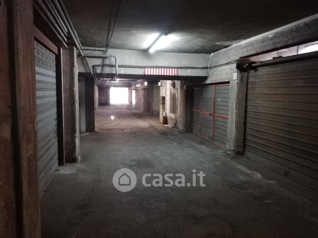 Garage/posto auto in residenziale in Via Francesco Guglielmino 16