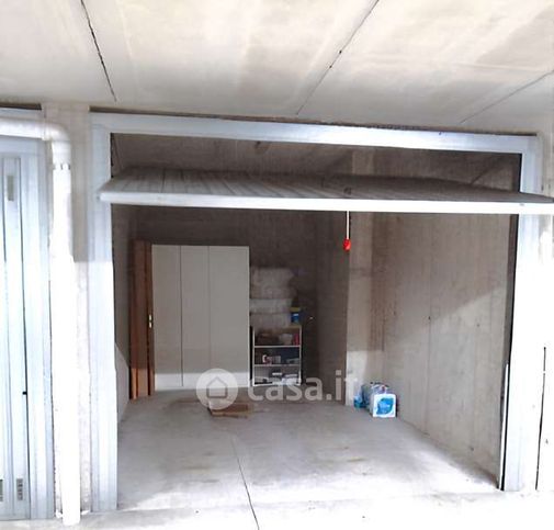Box/posto auto in residenziale in Via per Montorfano 50