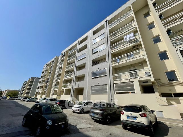 Appartamento in residenziale in Via Gaio Sallustio Crispo 21