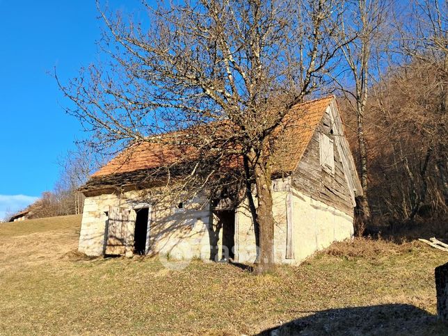 Baita/bungalow/chalet/trullo in residenziale in Via Caotes 1