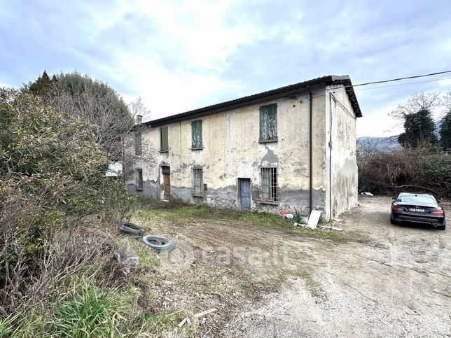 Casa indipendente in residenziale in Via Faentina 30