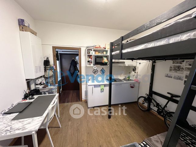 Appartamento in residenziale in Viale Monte Nero 50
