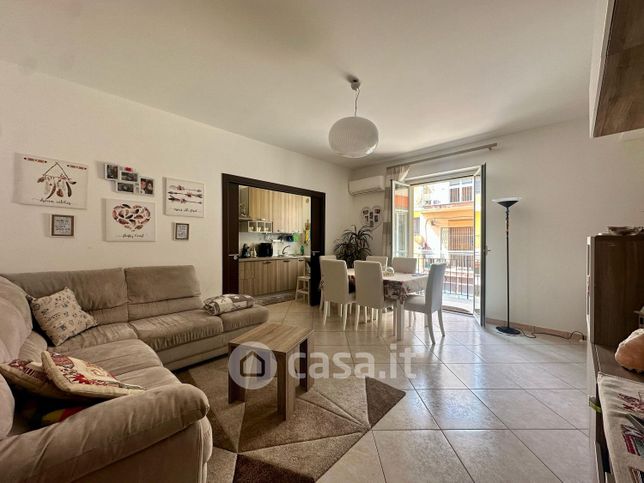 Appartamento in residenziale in Via Statale Oreto 72