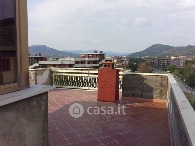 Appartamento in residenziale in Via Michele Capozzi