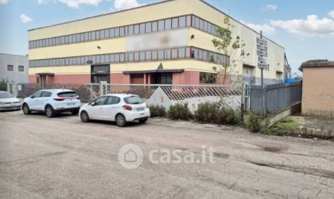 Capannone in commerciale in Strada Provinciale 404