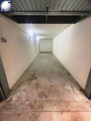 Box/posto auto in residenziale in Corso XXV Aprile 175