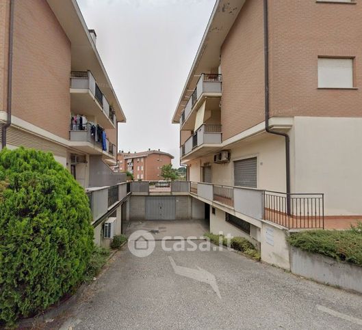 Box/posto auto in residenziale in Via Riccardo Palma