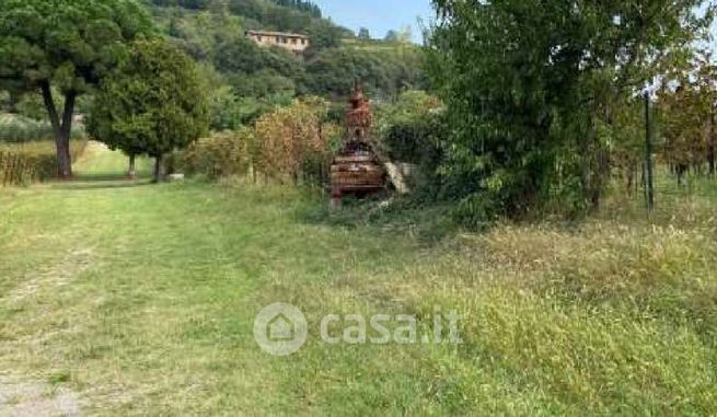 Terreno agricolo in commerciale in Via Vittorio Emanuele II