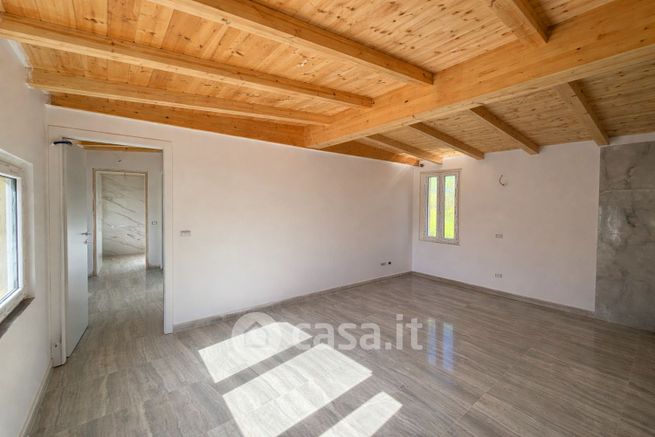 Attico/mansarda in residenziale in Via Emilia 44