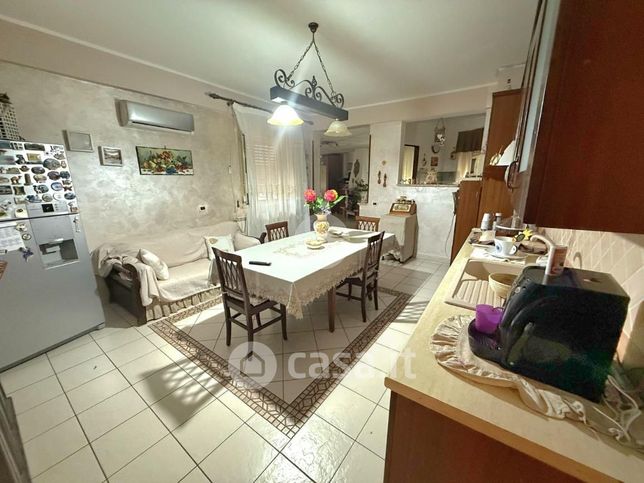 Appartamento in residenziale in Via Conte Federico 179