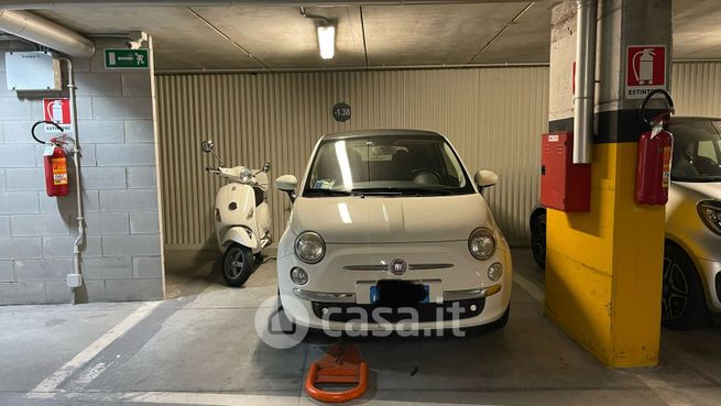 Garage/posto auto in residenziale in Via San Francesco D'Assisi