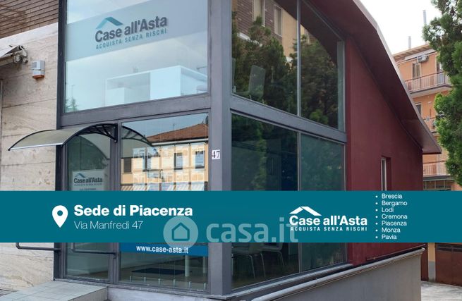 Villa in residenziale in Via Giardini 1