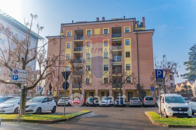 Appartamento in residenziale in Via Carlo Cattaneo 20