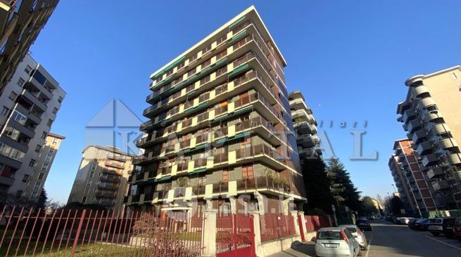 Appartamento in residenziale in Via Magenta 180