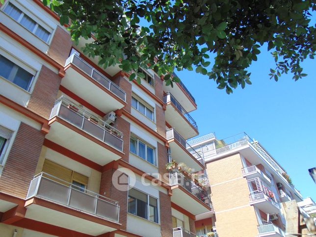 Appartamento in residenziale in Via Ettore Pais
