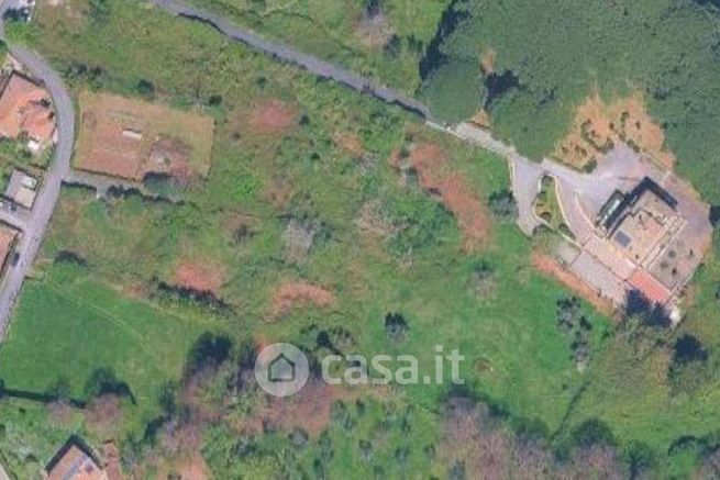 Terreno agricolo in commerciale in Via Guglielmo Quattrucci