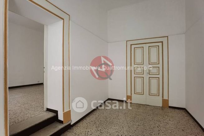 Ufficio in commerciale in Via Nolfi