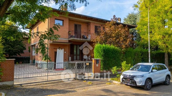 Casa indipendente in residenziale in Via V. Nenni 14