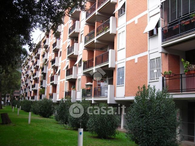 Appartamento in residenziale in Viale Battista Bardanzellu