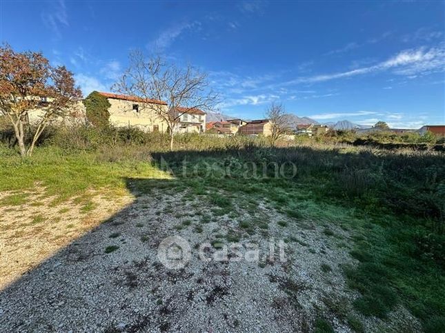 Terreno edificabile in residenziale in Via Lago di Scanno