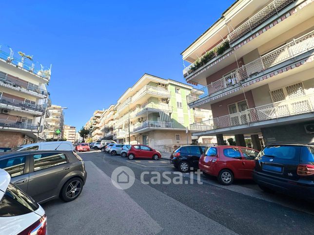Appartamento in residenziale in Viale Poggio di Capodimonte 33
