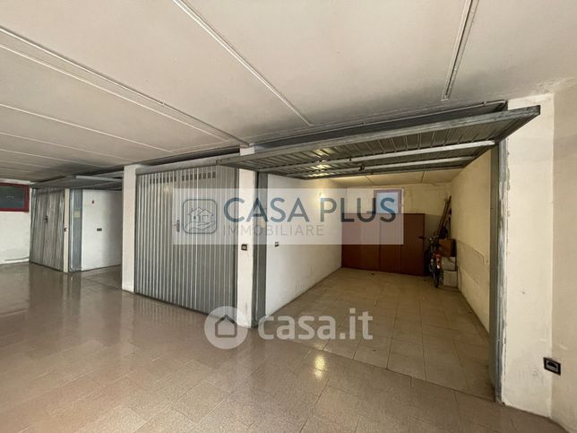 Box/posto auto in residenziale in 
