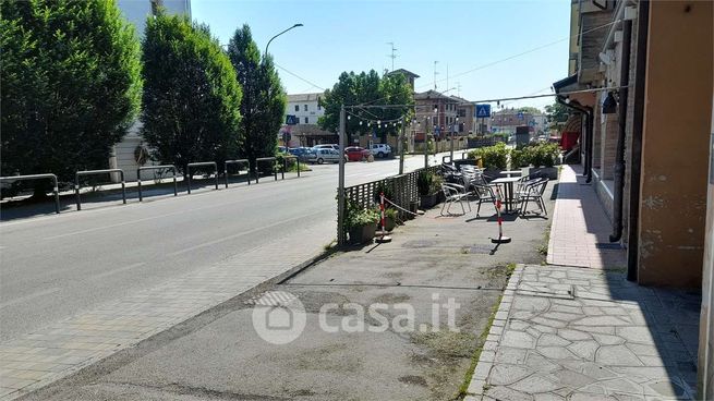 Capannone in commerciale in Via G. Galilei