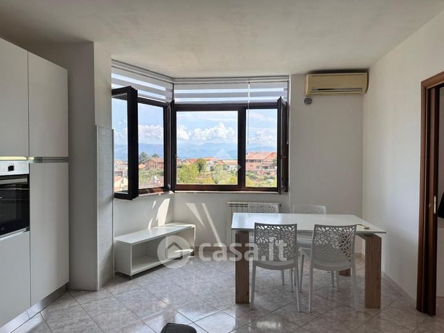 Appartamento in residenziale in Via degli Oleandri 6