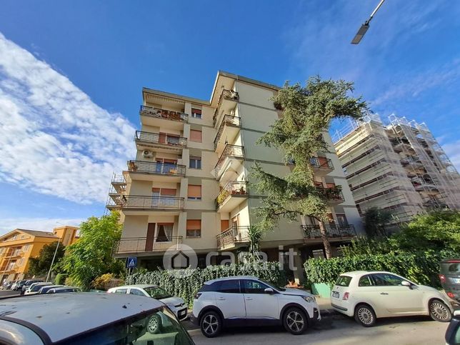 Appartamento in residenziale in Viale Goffredo Mameli 61