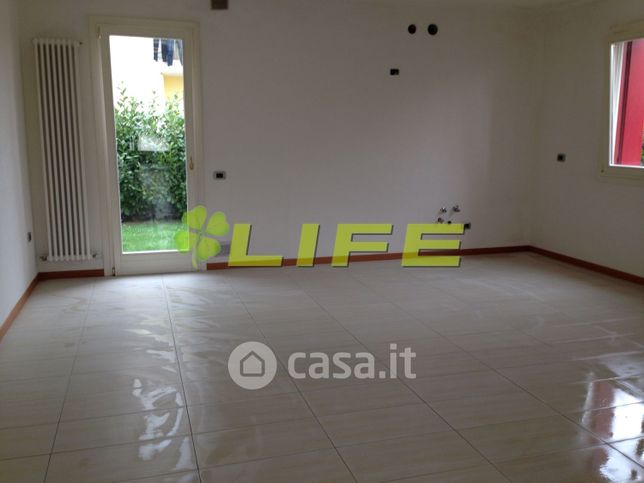 Villetta a schiera in residenziale in Via Chiesa