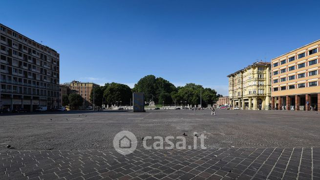 Box/posto auto in residenziale in Piazza dell'Otto Agosto