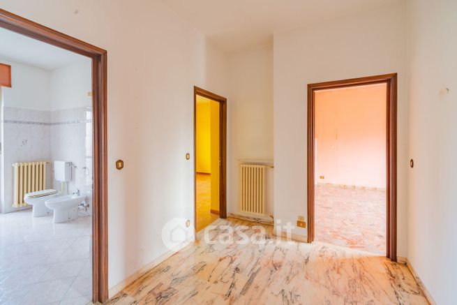 Appartamento in residenziale in Via Valentino 9
