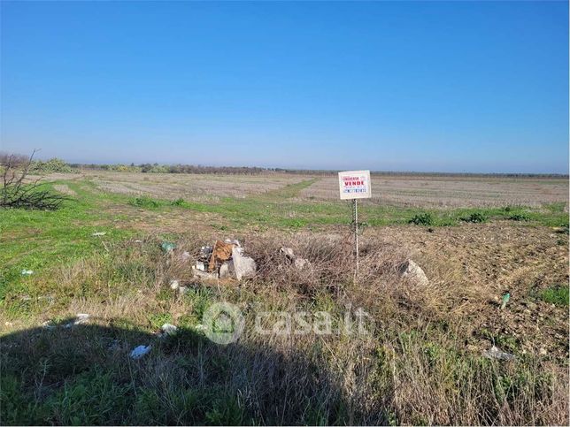 Terreno agricolo in commerciale in Strada Statale 544