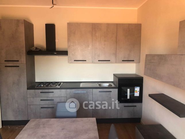 Appartamento in residenziale in Via Ferrè 16