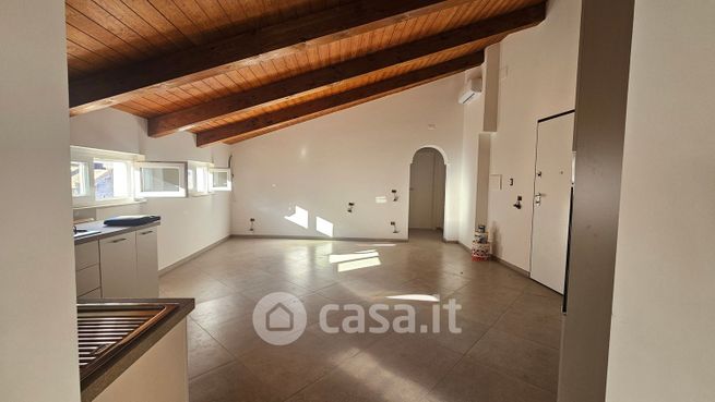 Appartamento in residenziale in Via Pareti