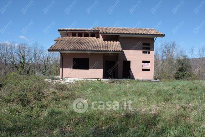 Villa in residenziale in Strada Comunale Castagna 24 -36