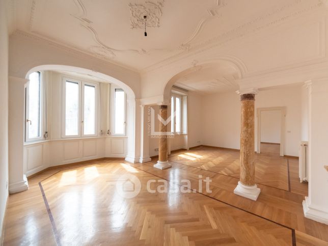 Appartamento in residenziale in Via Gian Battista Vico 4
