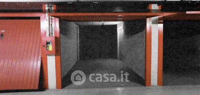 Box/posto auto in residenziale in Via Carlo Imbonati 62