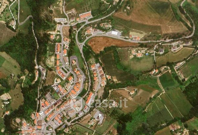 Terreno agricolo in commerciale in Via Trentino