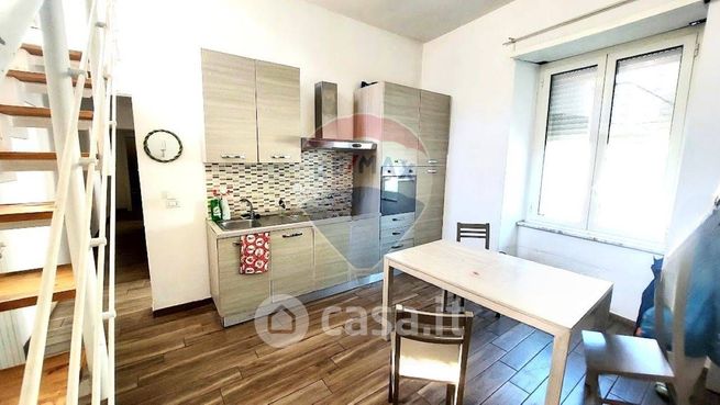 Appartamento in residenziale in Via Porta di Massa 28