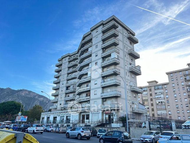 Appartamento in residenziale in Via dell'Orsa Minore 127