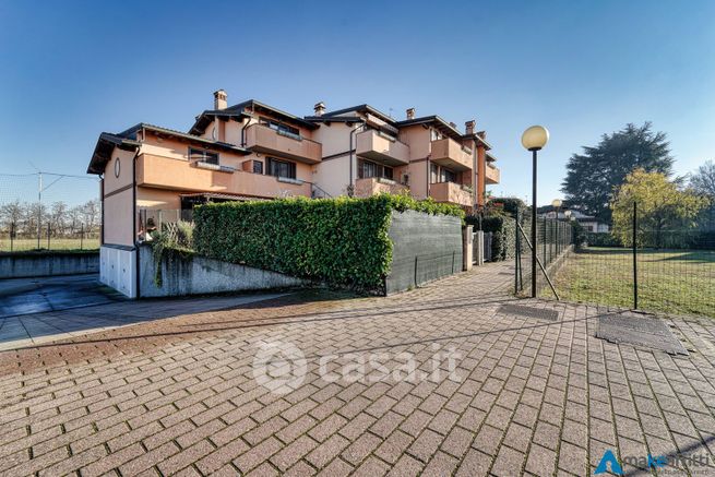 Appartamento in residenziale in Via Canzi 18 -B