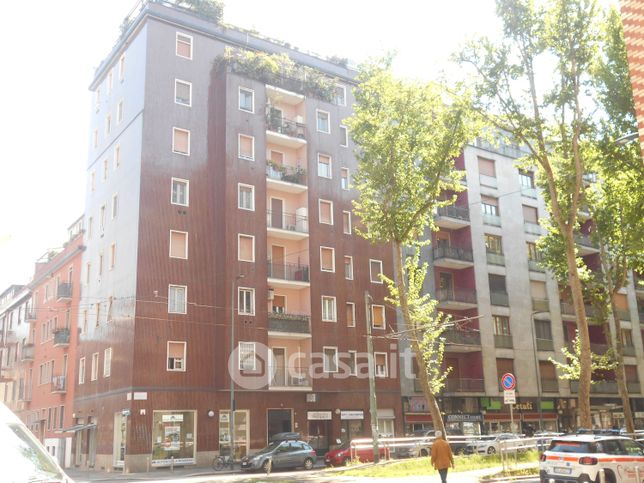 Appartamento in residenziale in Via Giambellino 41