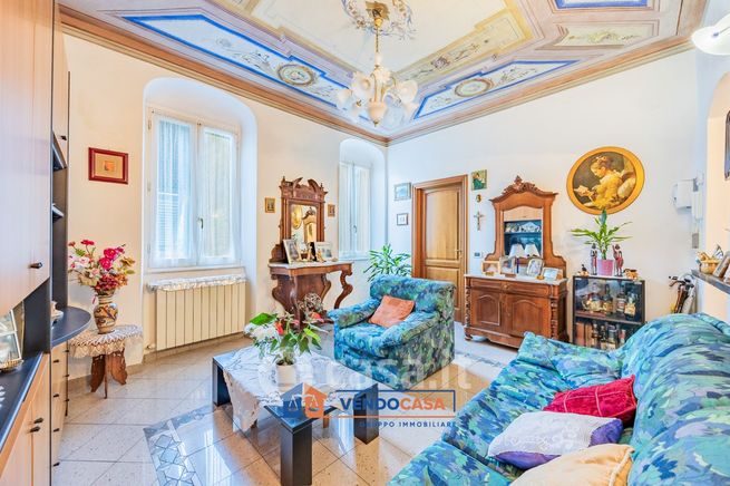 Appartamento in residenziale in Via Emilio Vecchia 14