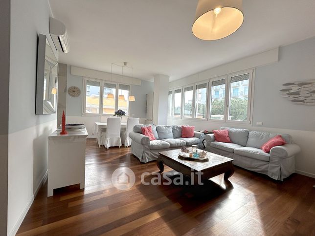 Appartamento in residenziale in Viale Maria Ceccarini 60